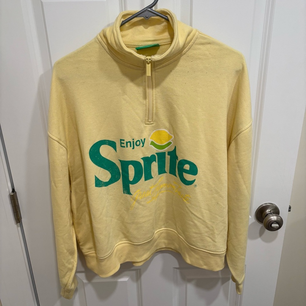 Sprite “Enjoy Sprite” Yellow Green Quarter Zip Sweatshirt Womens U.S. Medium